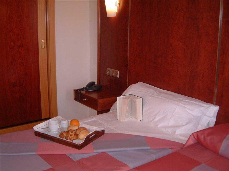 Nch Hotel Торремолинос Экстерьер фото